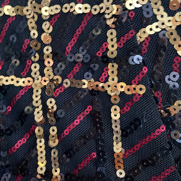 TORRID SIZE 6x SEQUIN SKIRT - Picture 3 of 3